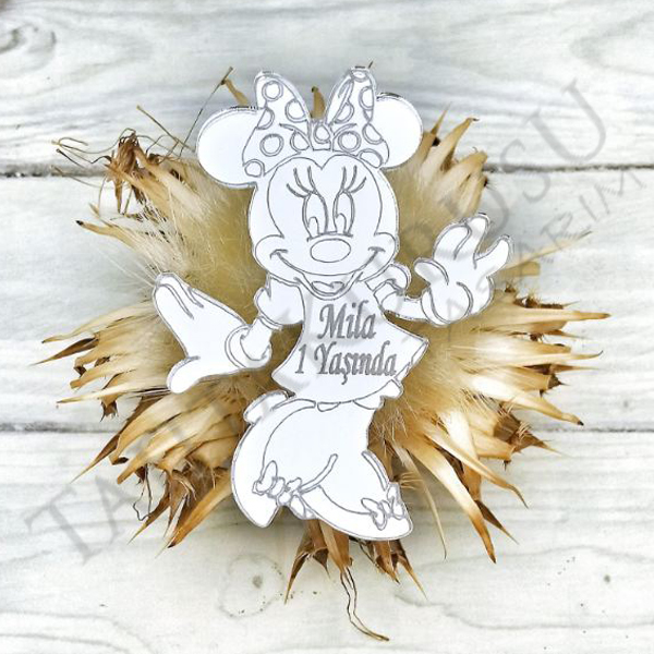 Pleksi ayna lazer kesim Mickey Mouse1